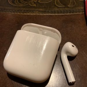 Apple AirPod Left WITHOUT CASE- Authentic Apple